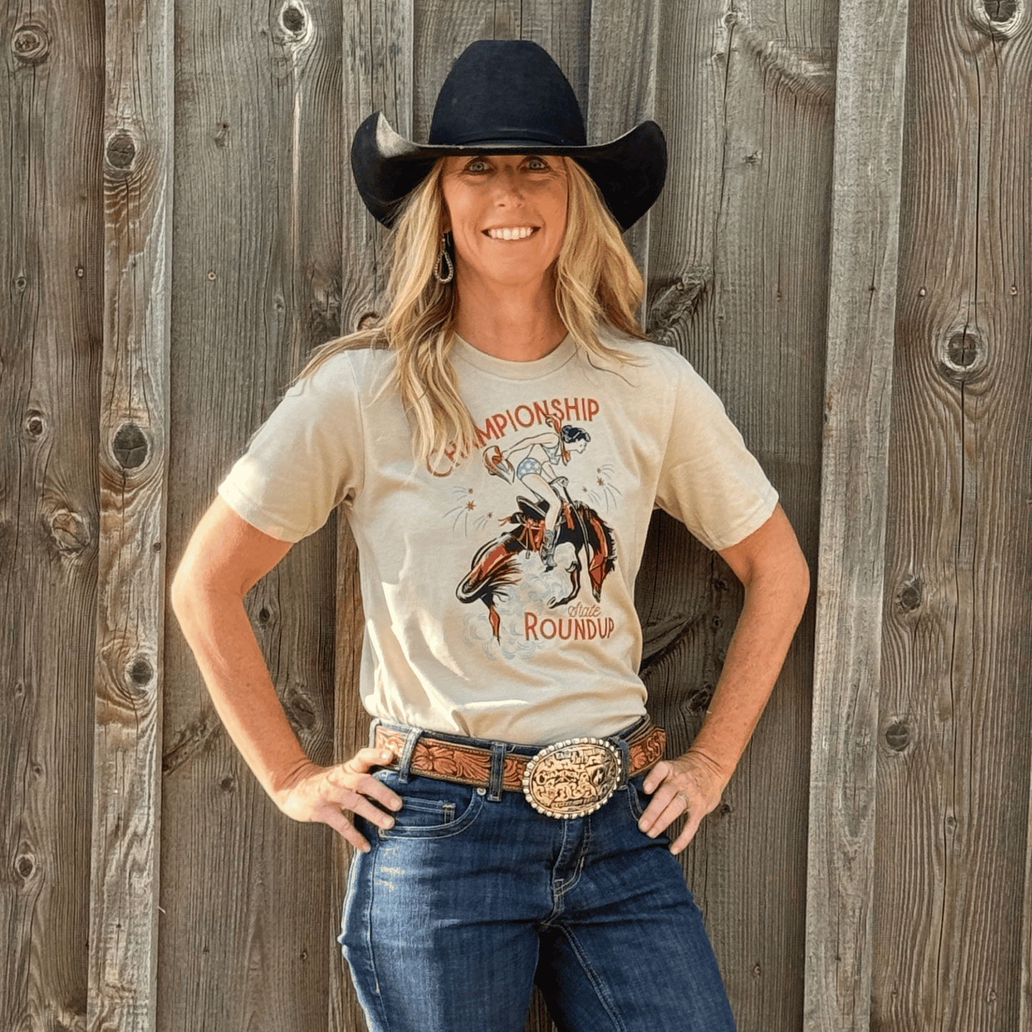 Vintage Cowgirl Champion Round Off White Graphic Tee